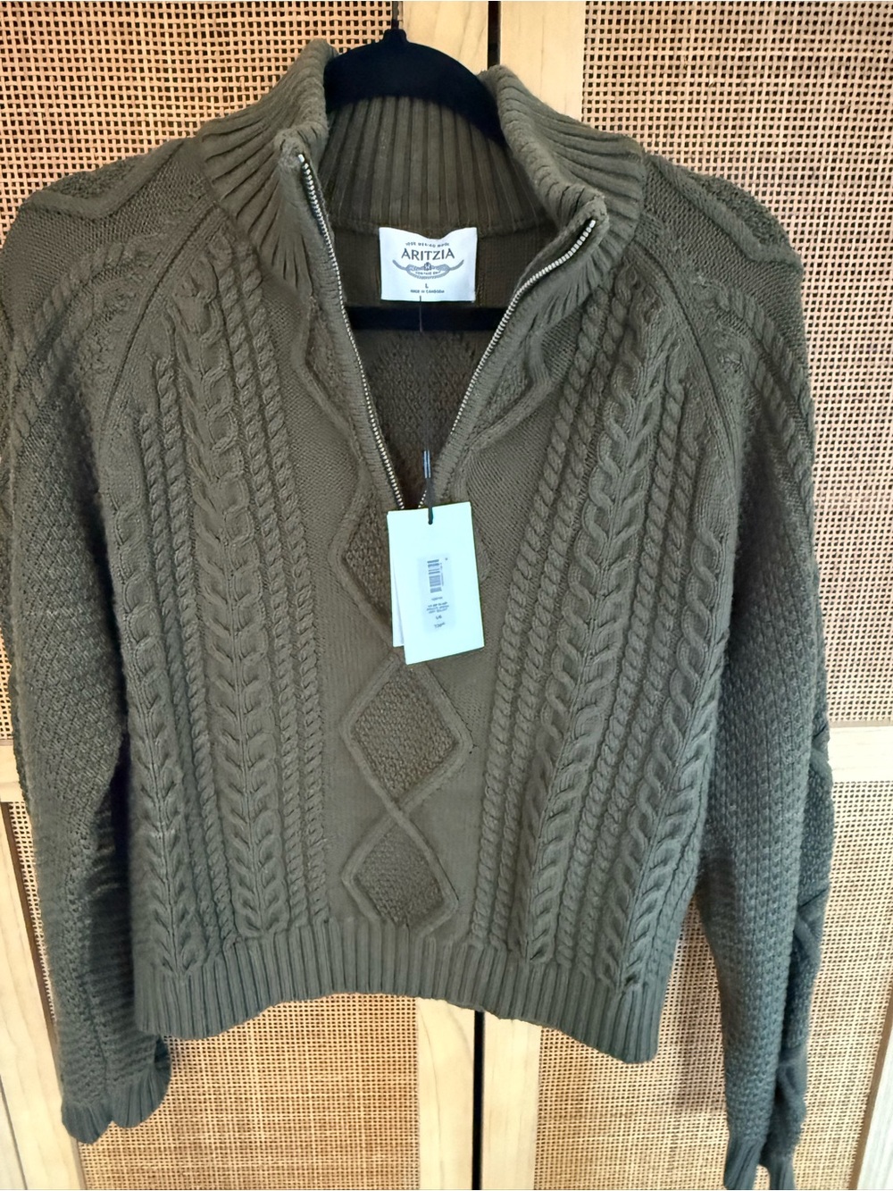 Aritzia HERITAGE MERINO WOOL 1/4 ZIP HI-HIP SWEATER, size L in private green